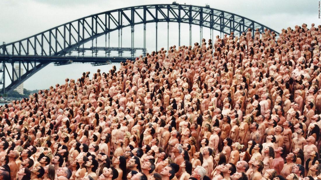 Artist Spencer Tunick Wants Volunteers For Mass Nude Photoshoot In