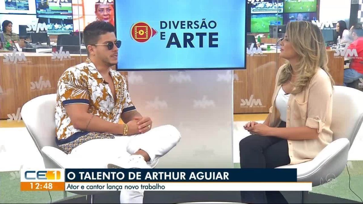 Ator e cantor Arthur Aguiar lança trabalho em Fortaleza