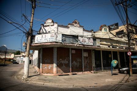 Imóveis fechados na vizinhança do Jacarezinho: reflexo do abandono do Estado e da falta de investimentos públicos