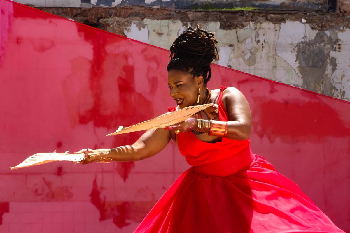 Margareth Menezes espalha os ventos de Iansã em fevereiro com 'Terra afefé', parceria com Carlinhos Brown