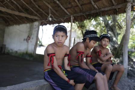 Vacinação contra a Covid-19 em crianças indígenas de aldeias será na tarde desta sexta-feira