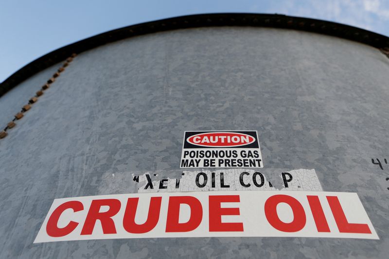 Preço do Brent fecha a US/barril após Opep+ manter alta de produção para fevereiro