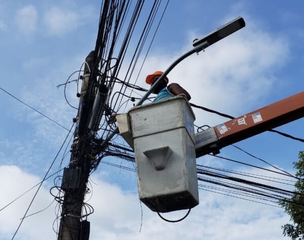 Contas de luz continuam com valor extra Contas de luz continuam com valor extra