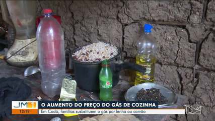 Famílias substituem o gás de cozinha por lenha ou carvão em Codó
