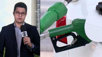 Bolsonaro se diz insatisfeito com reajuste feito pela Petrobras