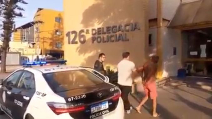 POLICIAIS CIVIS PRENDEM FORAGIDO DA JUSTIÇA POR HOMICÍDIO