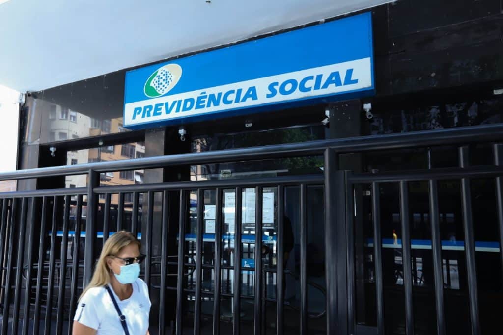 Médicos do INSS