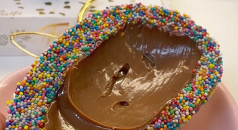 Britney Spears publica vídeo de ovo de Páscoa artesanal de confeitaria de Rondônia Britney Spears publica vídeo de ovo de Páscoa artesanal de confeitaria de Rondônia