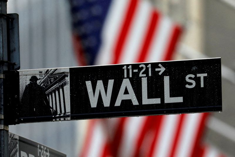 Wall St sobe após Powell dizer que aumentos de juros seguem nos trilhos
