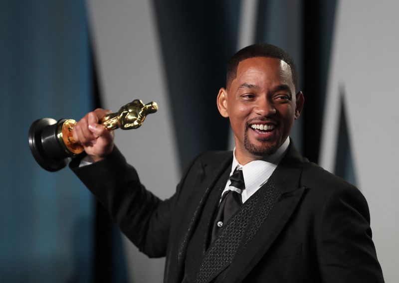 Academia avalia possível ação contra Will Smith por tapa na cerimônia do Oscar