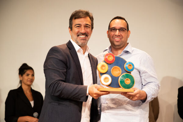 Prefeito de Vassouras recebe Prêmio Prefeito Empreendedor Prefeito de Vassouras recebe Prêmio Prefeito Empreendedor