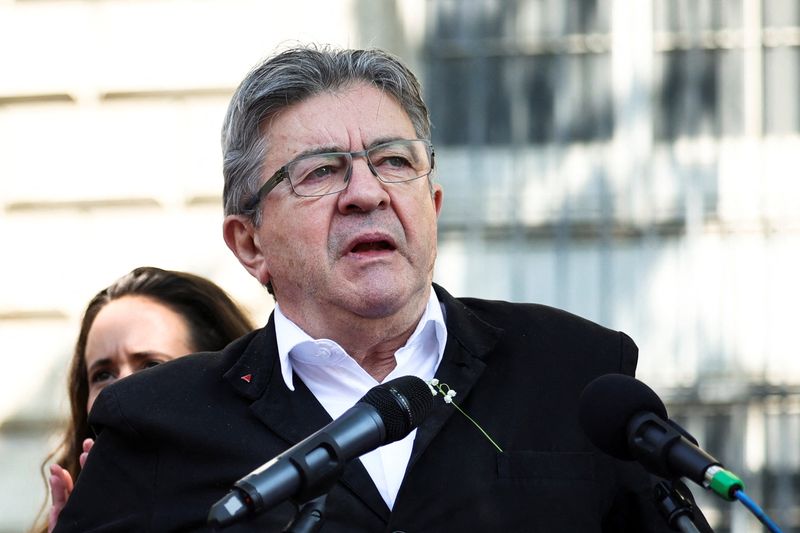 Partido Verde e Mélenchon fecham acordo para eleição legislativa na França