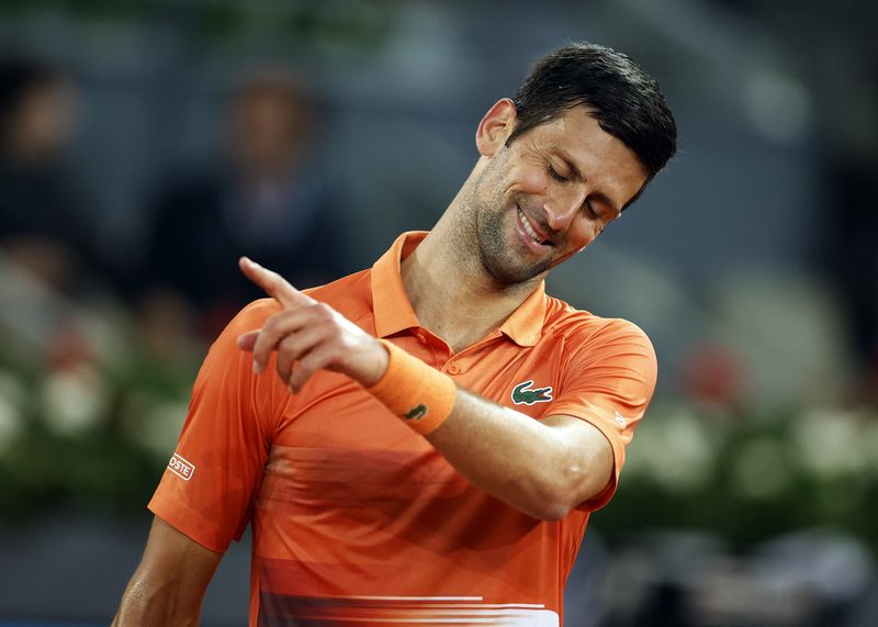 Djokovic mantém invencibilidade contra Monfils; Rublev sobrevive a susto em Madri