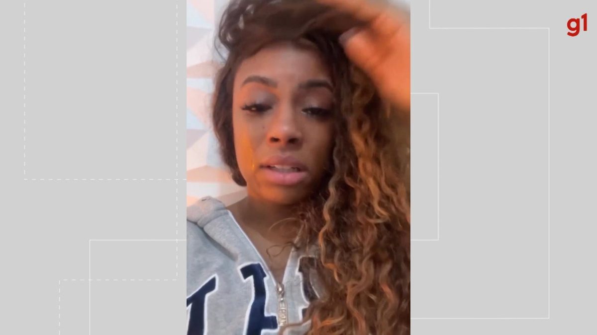 Ex-bbb Lumena Aleluia encontra fezes na porta do seu apartamento: ''Cena bizzara" Ex-bbb Lumena Aleluia encontra fezes na porta do seu apartamento: ''Cena bizzara"