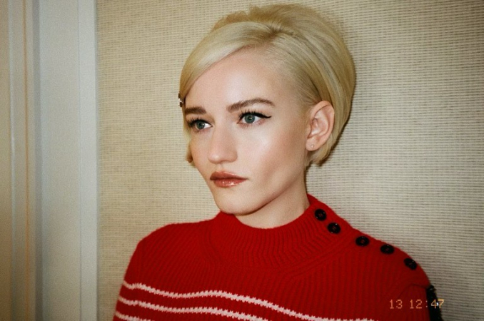 Julia Garner