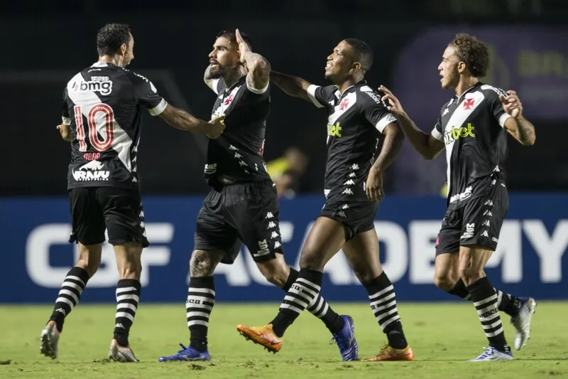 Vasco vence Operário pela Série B