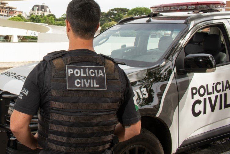 Homem simula próprio sequestro e é ‘resgatado’ pela polícia em Curitiba