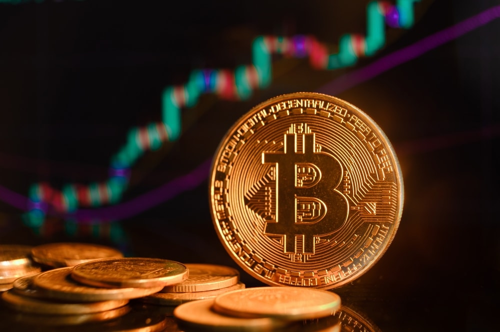 Queda livre? Bitcoin despenca para menos de US$ 18 mil em meio à crise no mercado de criptomoedas Queda livre? Bitcoin despenca para menos de US$ 18 mil em meio à crise no mercado de criptomoedas