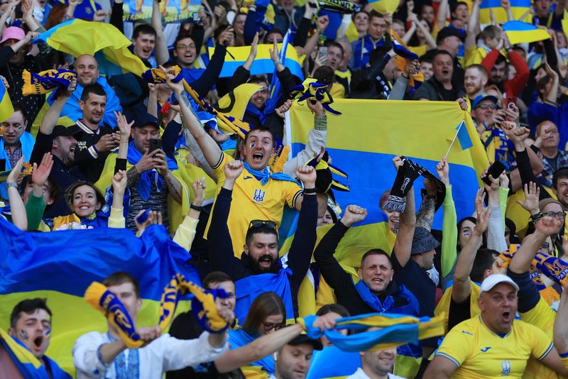 Ucrânia vence Escócia e mantém vivo sonho de classificação para Copa do Mundo