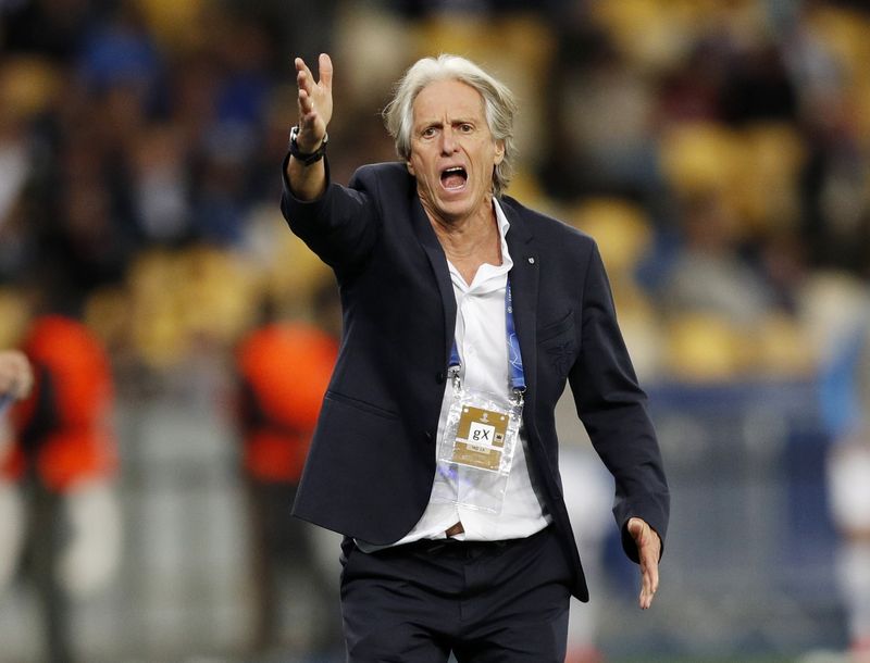 Fenerbahce anuncia contratação do técnico Jorge Jesus