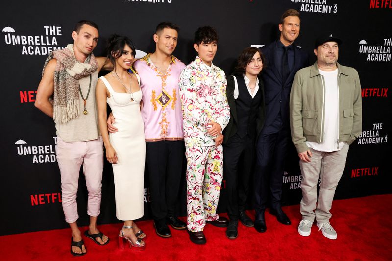 Irmãos de “Umbrella Academy” voltam para enfrentar mais uma ameaça apocalíptica em nova temporada