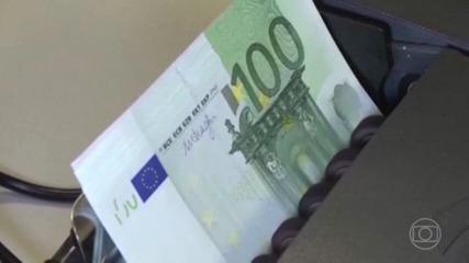 Por que a queda do euro abaixo da paridade com o dólar importa? | Economia Por que a queda do euro abaixo da paridade com o dólar importa? | Economia