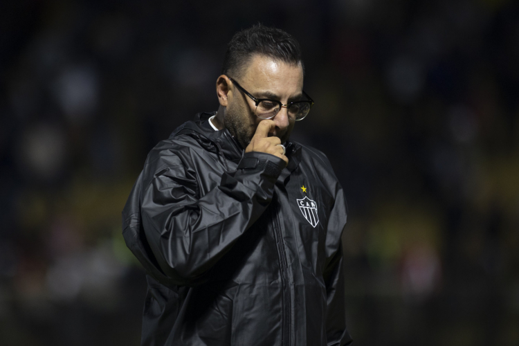 Antonio Mohamed durante partida do Atlético-MG pelo Campeonato Brasileiro
