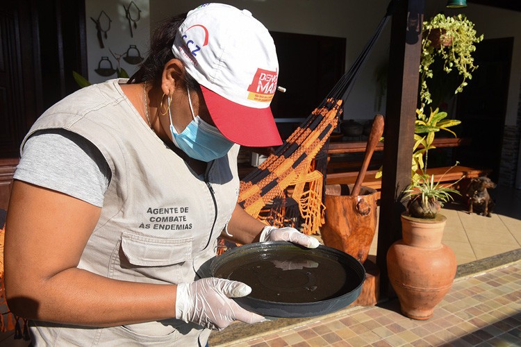 CCZ realiza mutirão nas ruas do Parque Tamandaré, em Campos, nesta sexta-feira