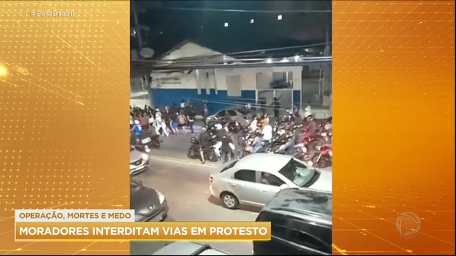 Manifestação interdita vias no Complexo do Alemão (RJ) Manifestação interdita vias no Complexo do Alemão (RJ)
