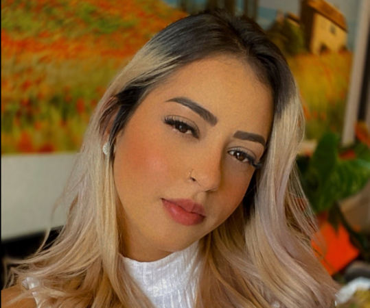 Jovem multada por dançar no TikTok