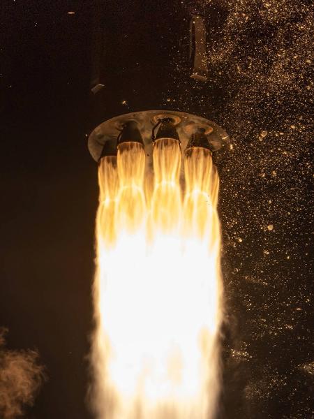Satélite Capstone sai da órbita da Terra e segue em rota para a Lua Satélite Capstone sai da órbita da Terra e segue em rota para a Lua