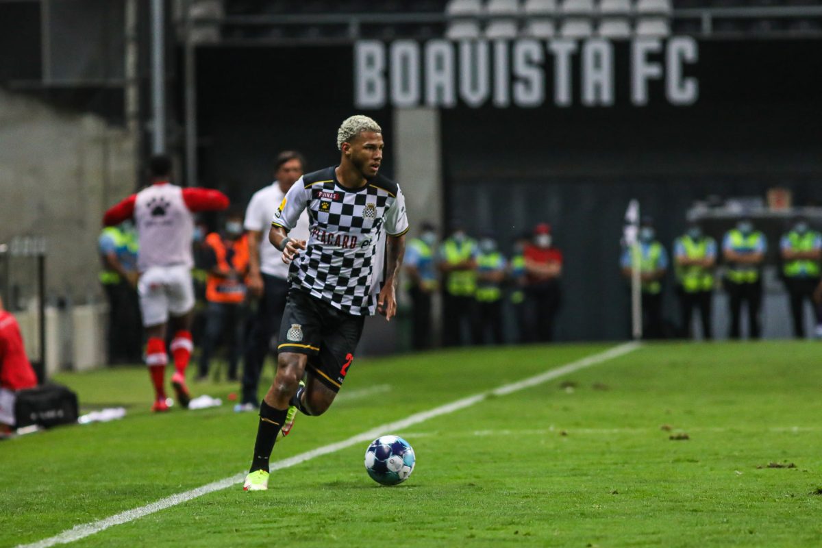 Lateral deslanchou na segunda temporada em Portugal -