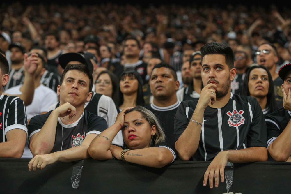 Torcedores do Corinthians na Neo Química Arena