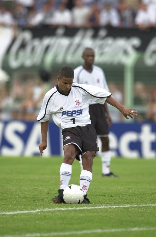 Marcelinho Carioca, do Corinthians, contra o União São João, Pacaembu Marcelinho Carioca, do Corinthians, contra o União São João, Pacaembu -