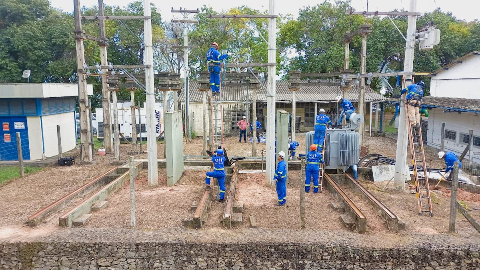 Subestação de energia elétrica da ETA recebe novos transformadores