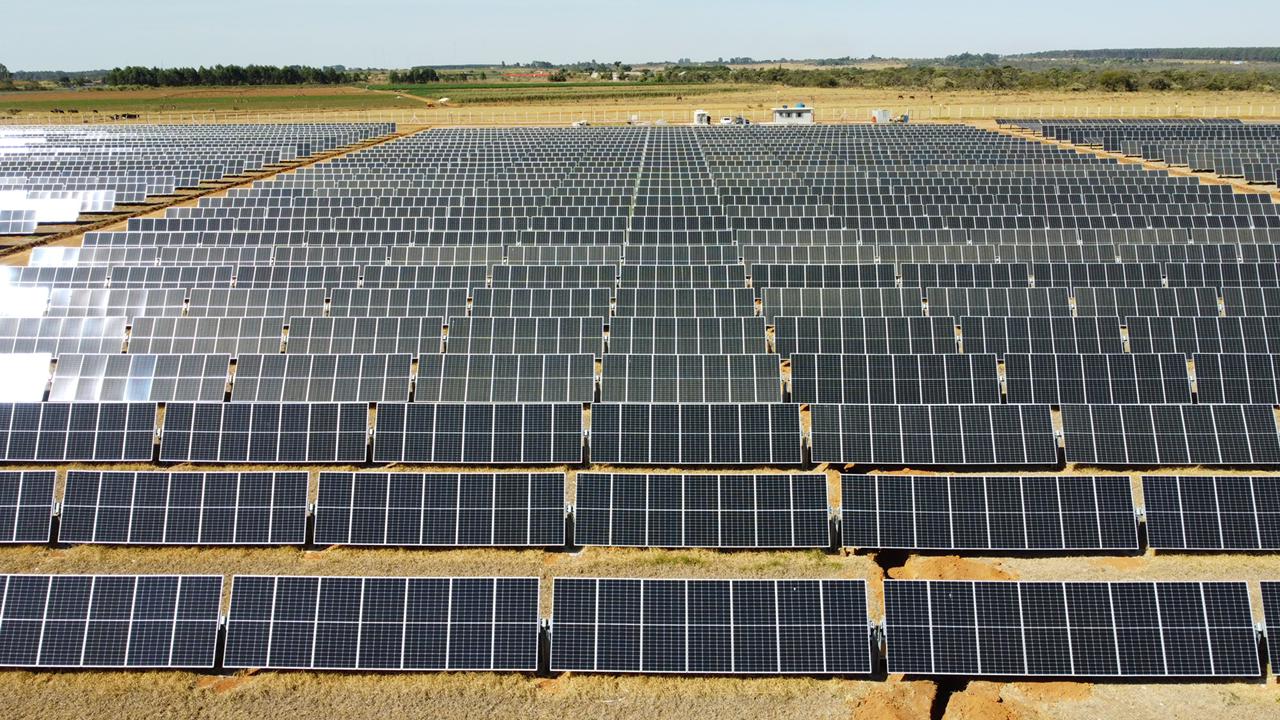 Tecnologia da Região dos Lagos ajuda a operar a usina de energia solar do STJ em Brasília Tecnologia da Região dos Lagos ajuda a operar a usina de energia solar do STJ em Brasília