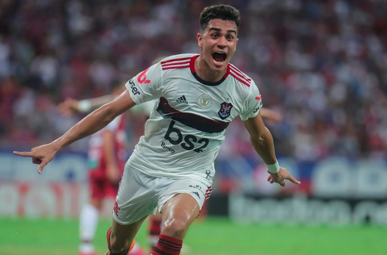 Emprestado ao Girona, Reinier vive calvário no futebol europeu | Placar Emprestado ao Girona, Reinier vive calvário no futebol europeu | Placar