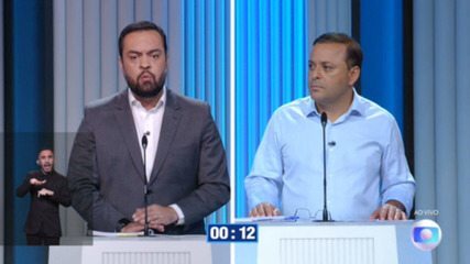 Debate RJ: Cláudio Castro (PL) pergunta para Rodrigo Neves (PDT) sobre combate ao desemprego Debate RJ: Cláudio Castro (PL) pergunta para Rodrigo Neves (PDT) sobre combate ao desemprego