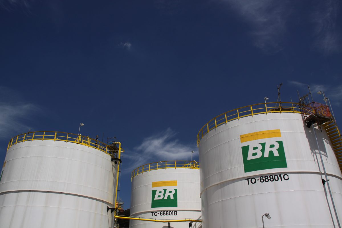 Tanques da Petrobras