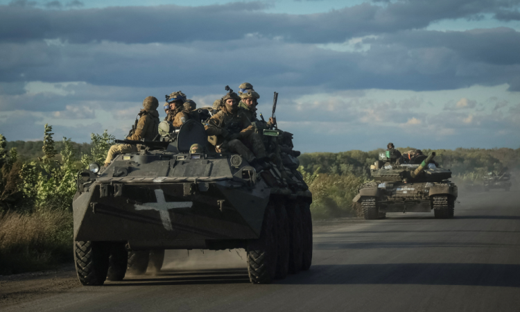 rússia anexando ucrânia