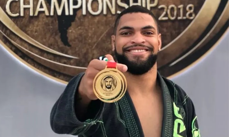 Tricampeão mundial de jiu-jitsu é assassinado no litoral paulista