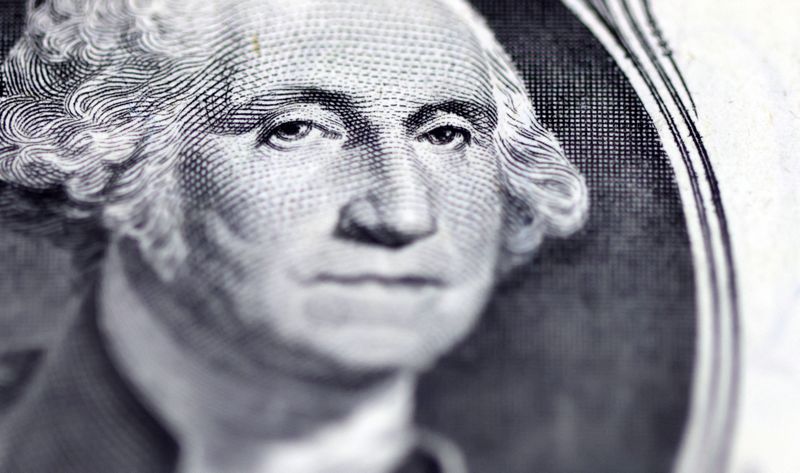 Dólar tem queda ante real com cena política local e receios externos dividindo o foco
