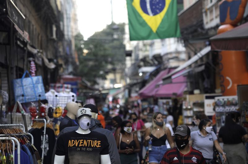 Vendas no varejo desaceleram e crescem 0,3% em setembro, aponta indicador da Cielo