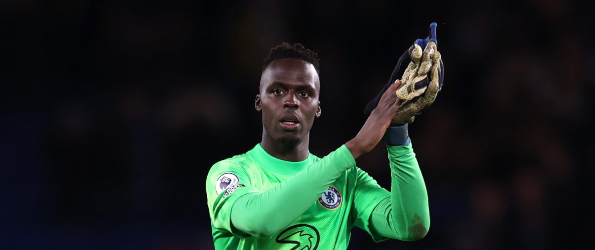 LONDON, ENGLAND - NOVEMBER 06: Edouard Mendy of Chelsea applauds fans during the Premier League match between Chelsea and Burnley at Stamford Bridge on November 06, 2021 in London, England. (Photo by Alex Pantling/Getty Images)