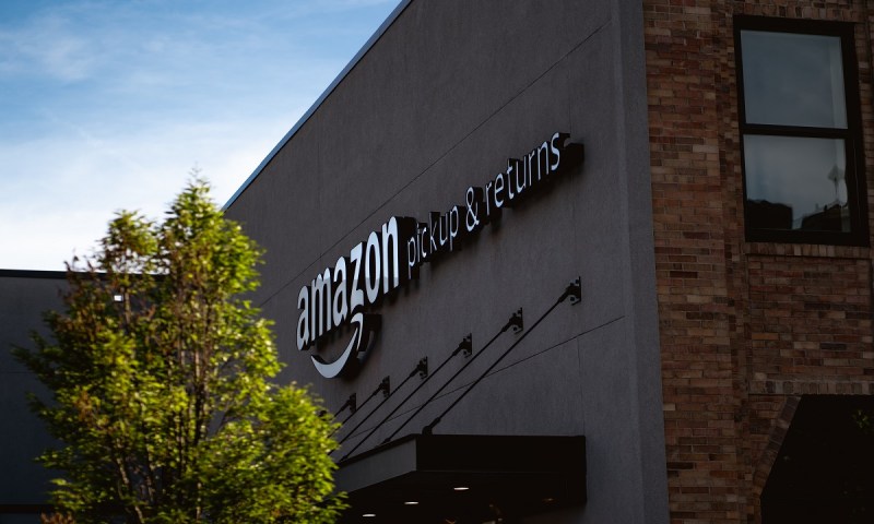 Amazon se junta a Meta e Twitter e também deve anunciar cortes