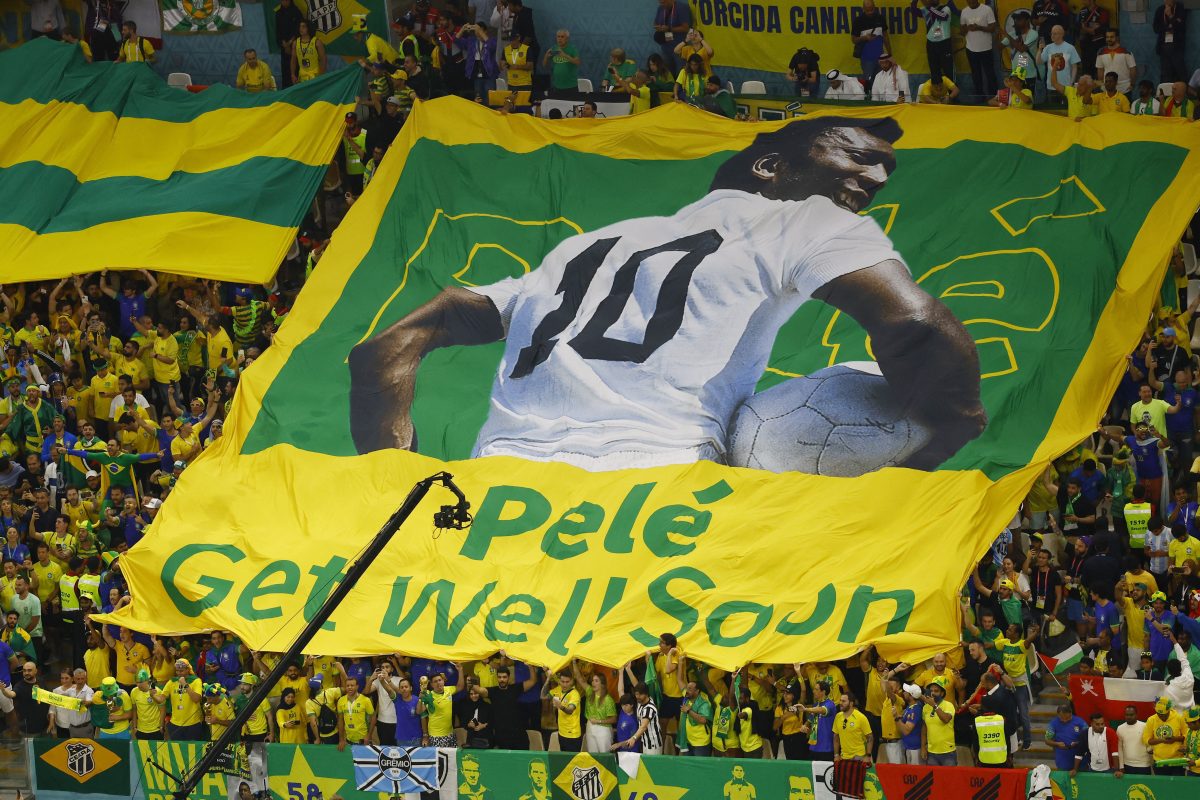 Pelé: Famosos e políticos mandam mensagens de apoio ao Rei