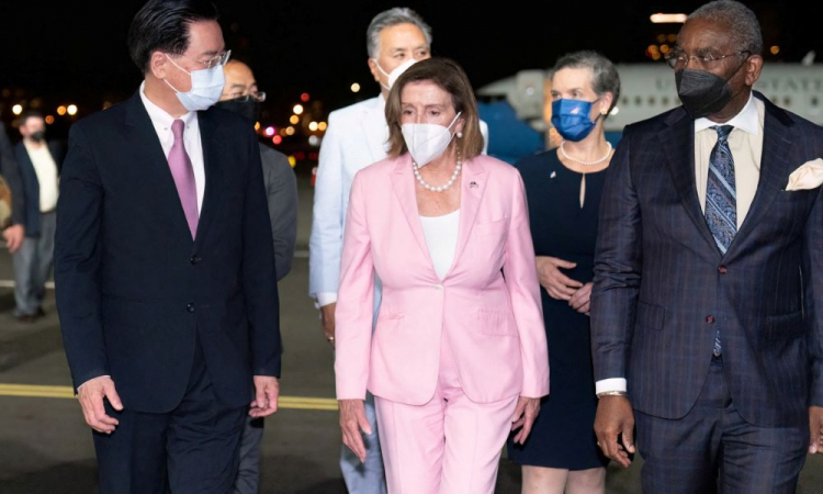 nacy pelosi taiwan china