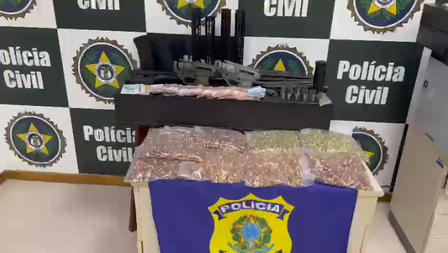Homem é preso ao transportar peças de armas e munições para abastecer tráfico e milícia do Rio