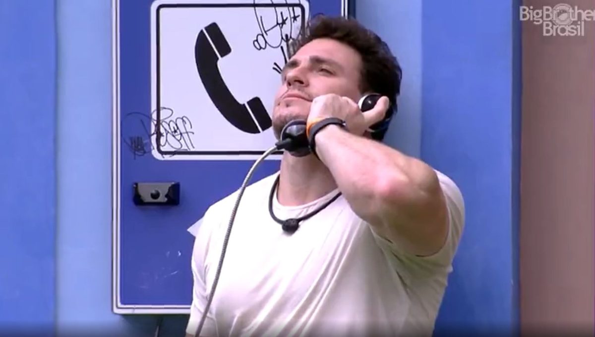 'BBB 23': Gustavo atende Big Fone, vai direto para Paredão e indica Bruno para ir com ele para berlinda
