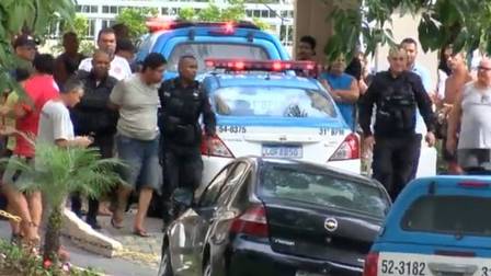 Preso por morte de mulher e filhos no Rio é réu por matar noiva esfaqueada, em 2009